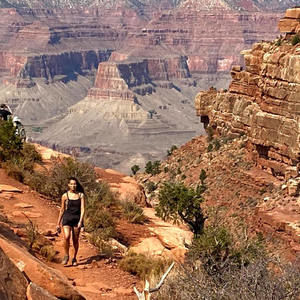 Meet your Posher, Dena p